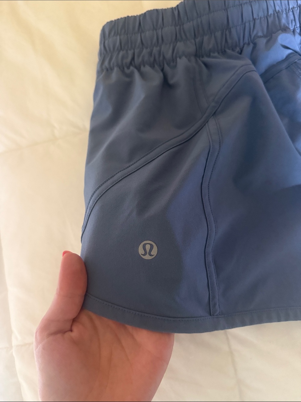 Lululemon Shorts - like new - Picture 4 of 6